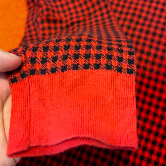 Rustic red and black organic cotton gingham sweater EUC - Picture 4 of 8